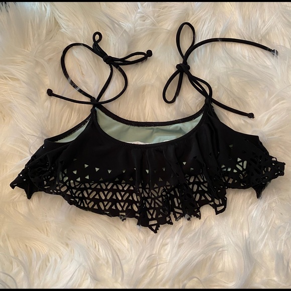 Pink Victoria’s Secret Bikini Top Size XS In wonderful condition - Picture 2 of 3